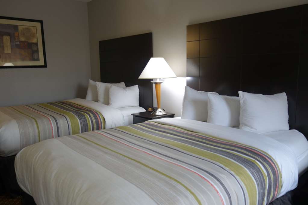 country inn and suites by radisson indianapolis east