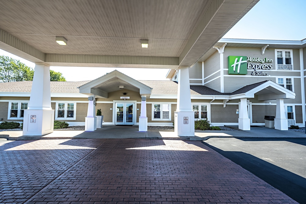 holiday inn express hotel and suites iron mountain by ihg