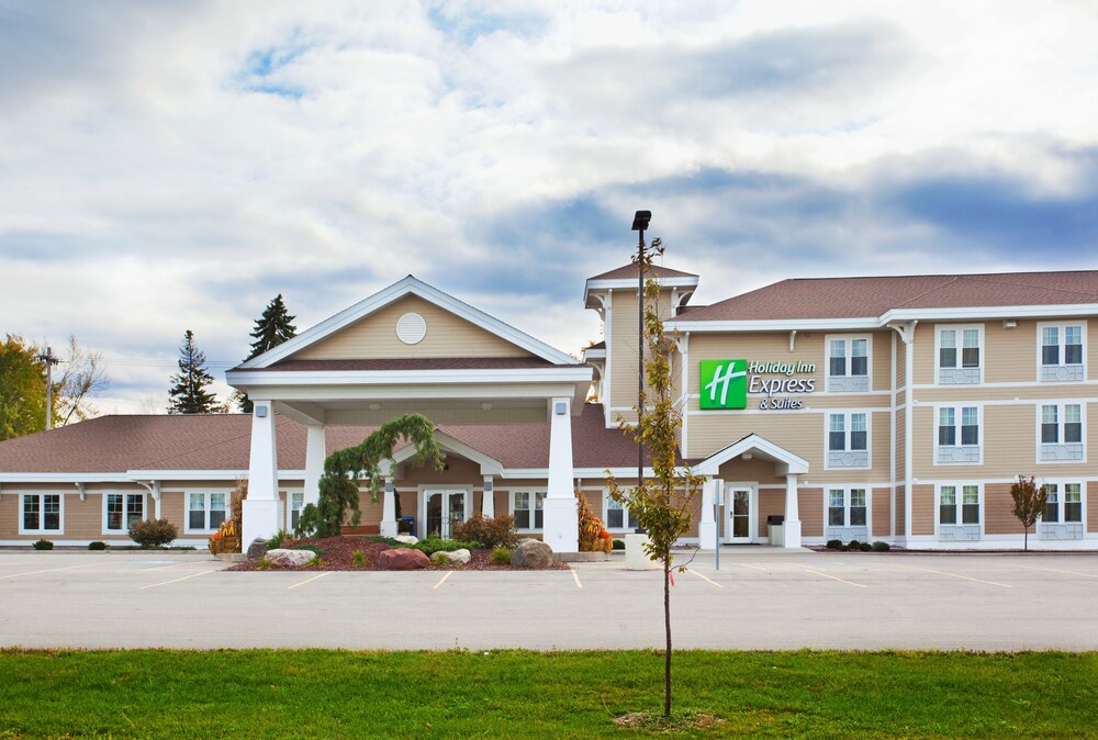 holiday inn express hotel and suites iron mountain by ihg