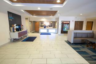 holiday inn express hotel and suites iron mountain by ihg