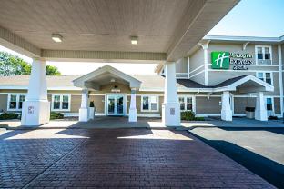 holiday inn express hotel and suites iron mountain by ihg