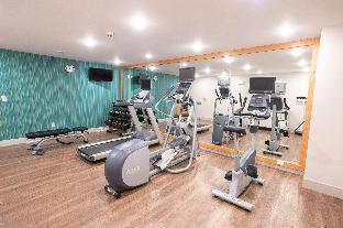 holiday inn express hotel and suites iron mountain by ihg