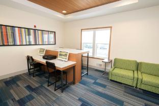 holiday inn express hotel and suites iron mountain by ihg