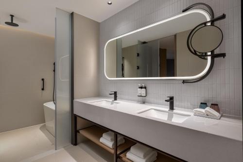 even hotel shanghai hongqiao cbd by ihg