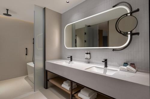 even hotel shanghai hongqiao cbd by ihg