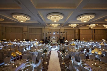 crowne plaza hotel istanbul asia by ihg