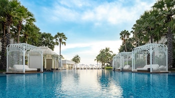 intercontinental hua hin resort by ihg