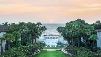 intercontinental hua hin resort by ihg