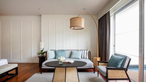 intercontinental hua hin resort by ihg