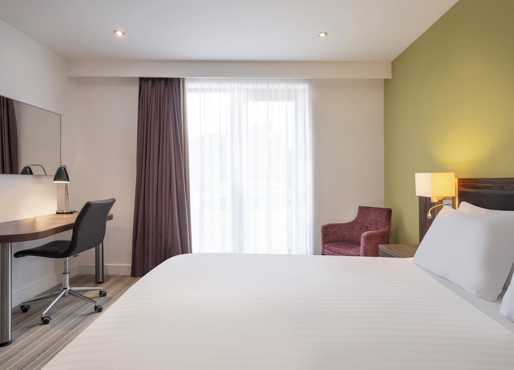 holiday inn huntingdon racecourse by ihg