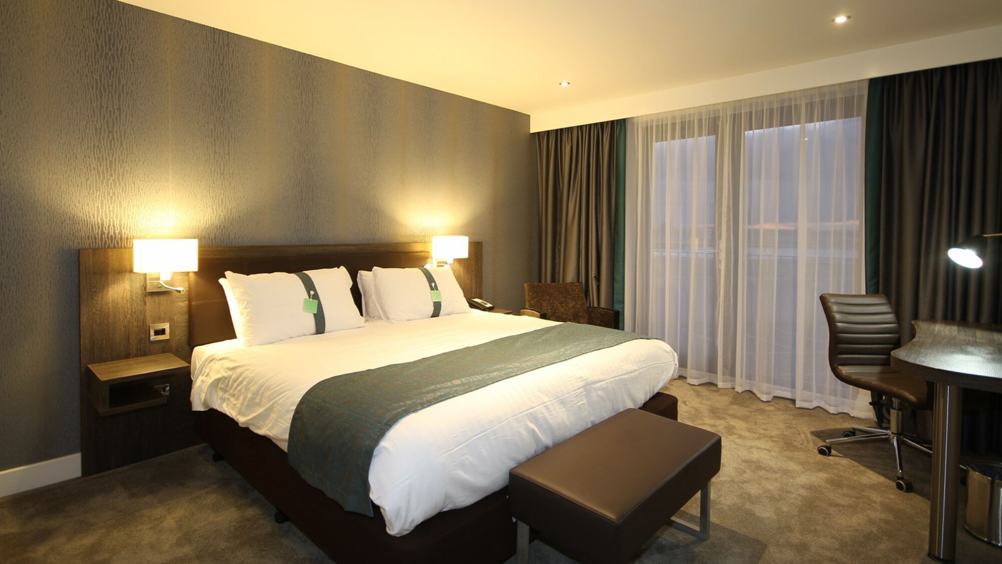 holiday inn huntingdon racecourse by ihg