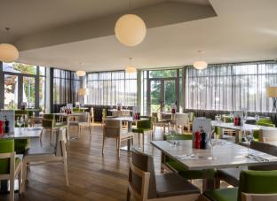 holiday inn huntingdon racecourse by ihg
