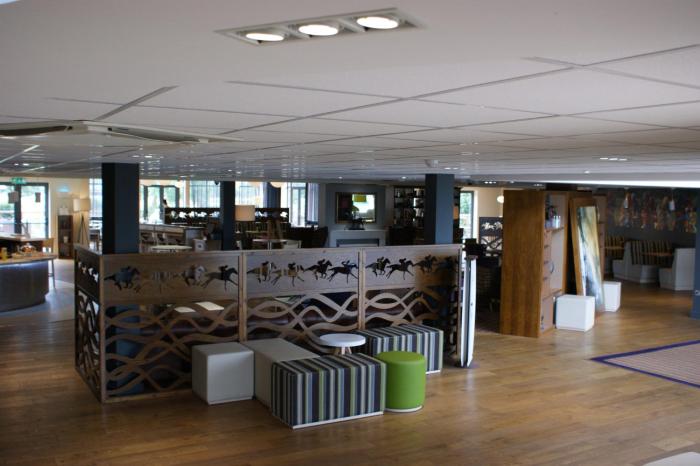 holiday inn huntingdon racecourse by ihg