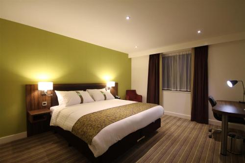 holiday inn huntingdon racecourse by ihg