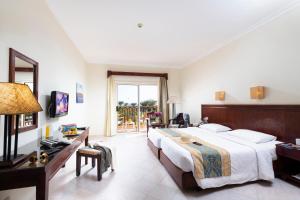 three corners sunny beach resort