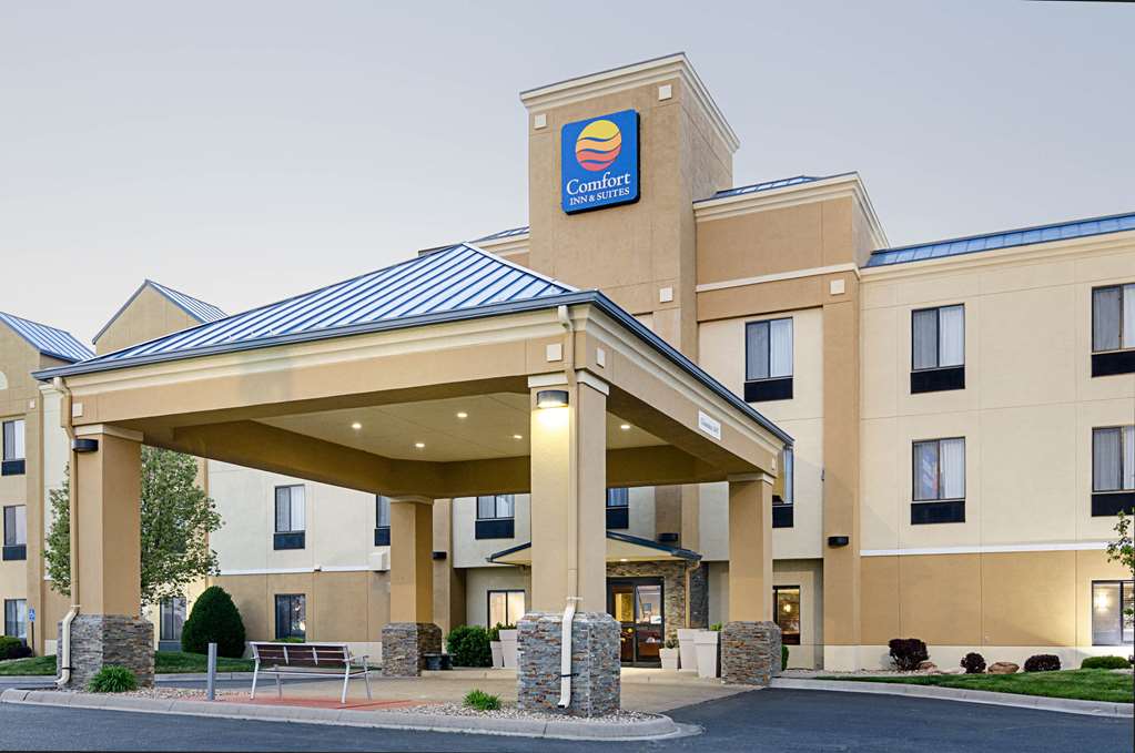 comfort inn and suites