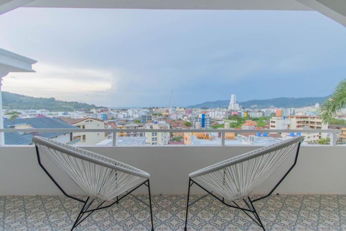 roomquest the peak patong hill
