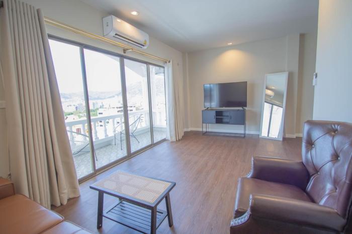 roomquest the peak patong hill