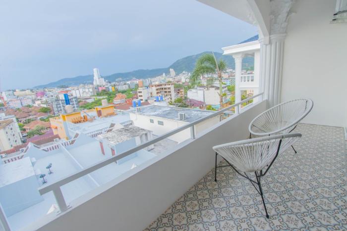 roomquest the peak patong hill