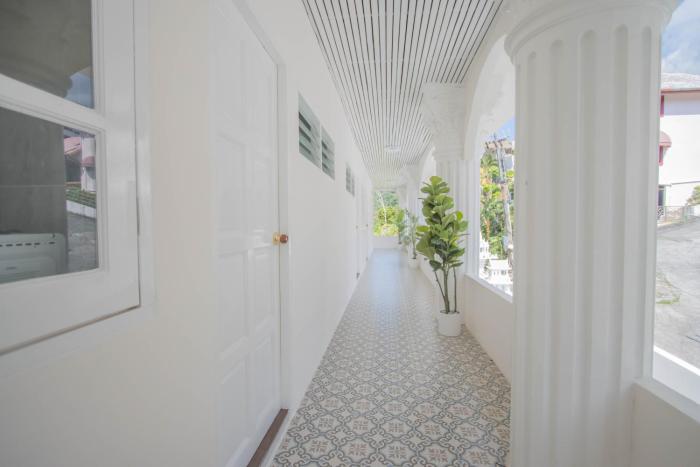 roomquest the peak patong hill