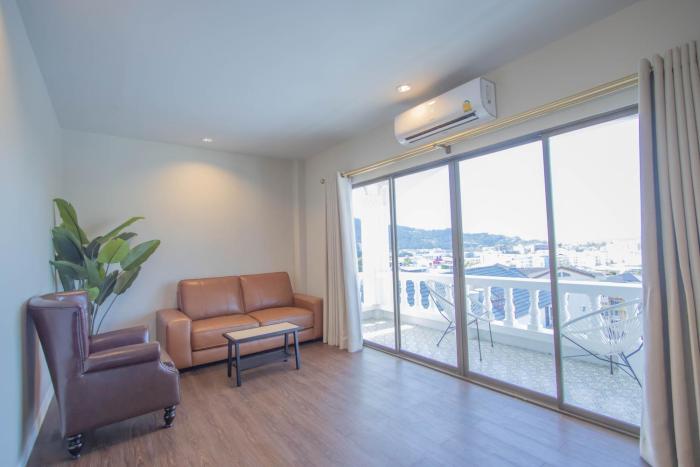 roomquest the peak patong hill