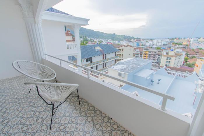 roomquest the peak patong hill