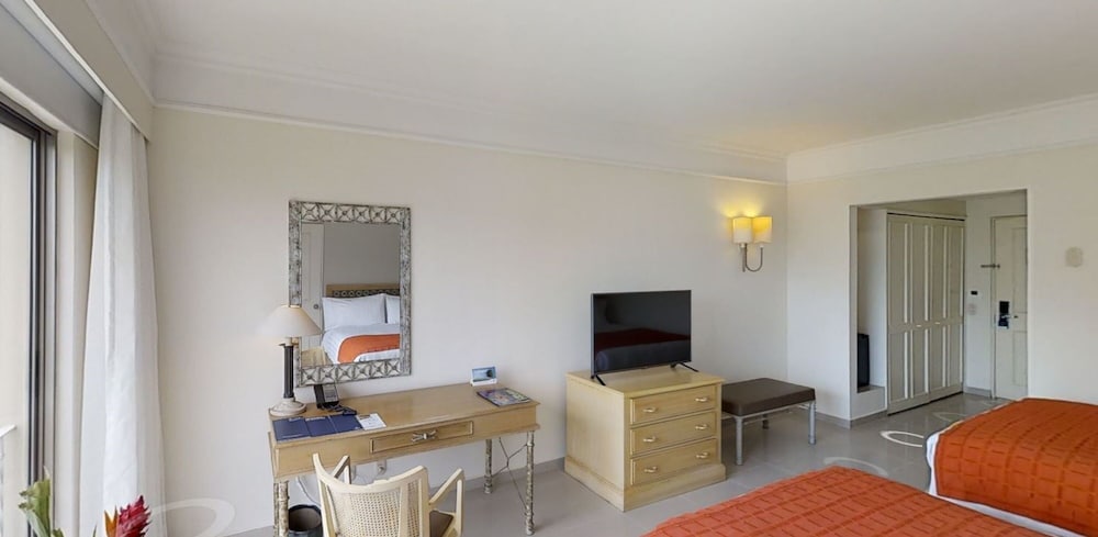 hotel estelar altamira