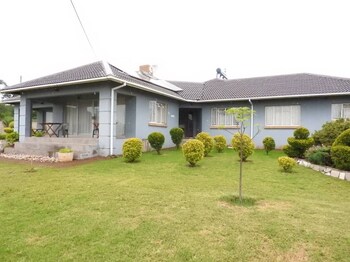 tingompela guest house