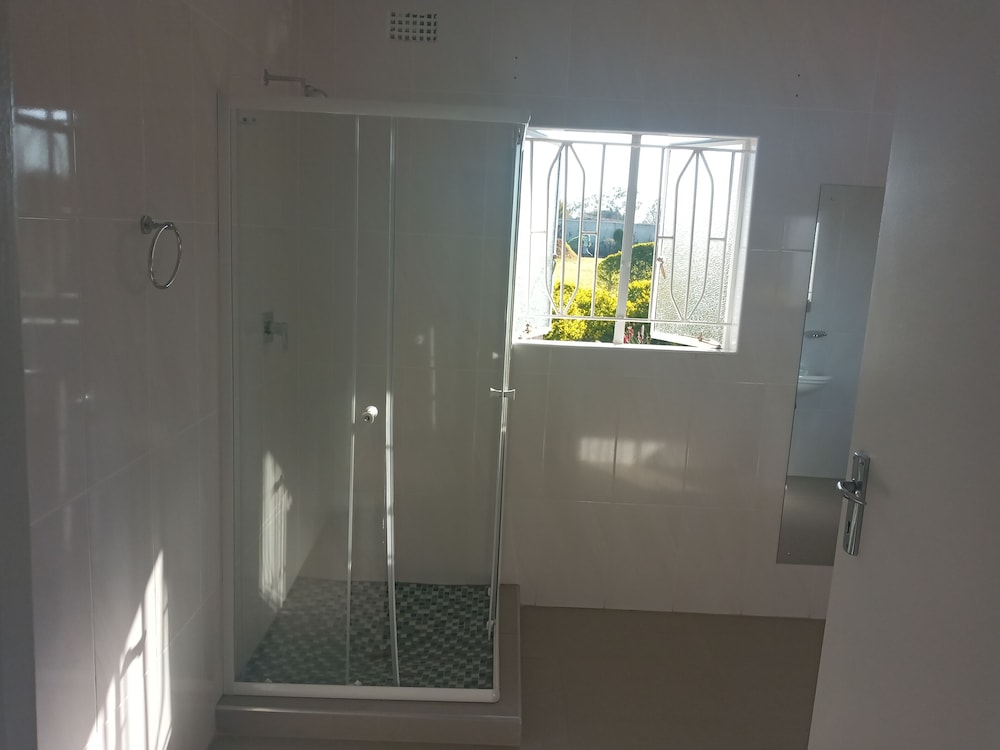 tingompela guest house