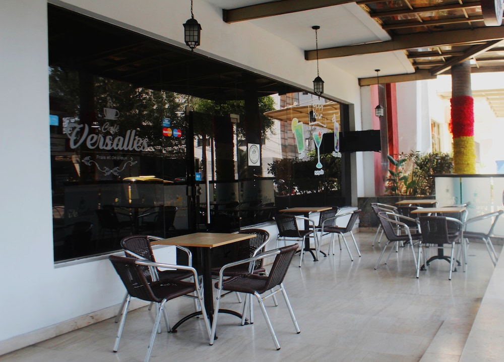 howard johnson hotel versalles barranquilla