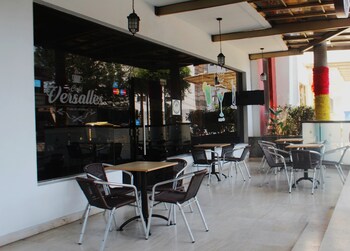 howard johnson hotel versalles barranquilla