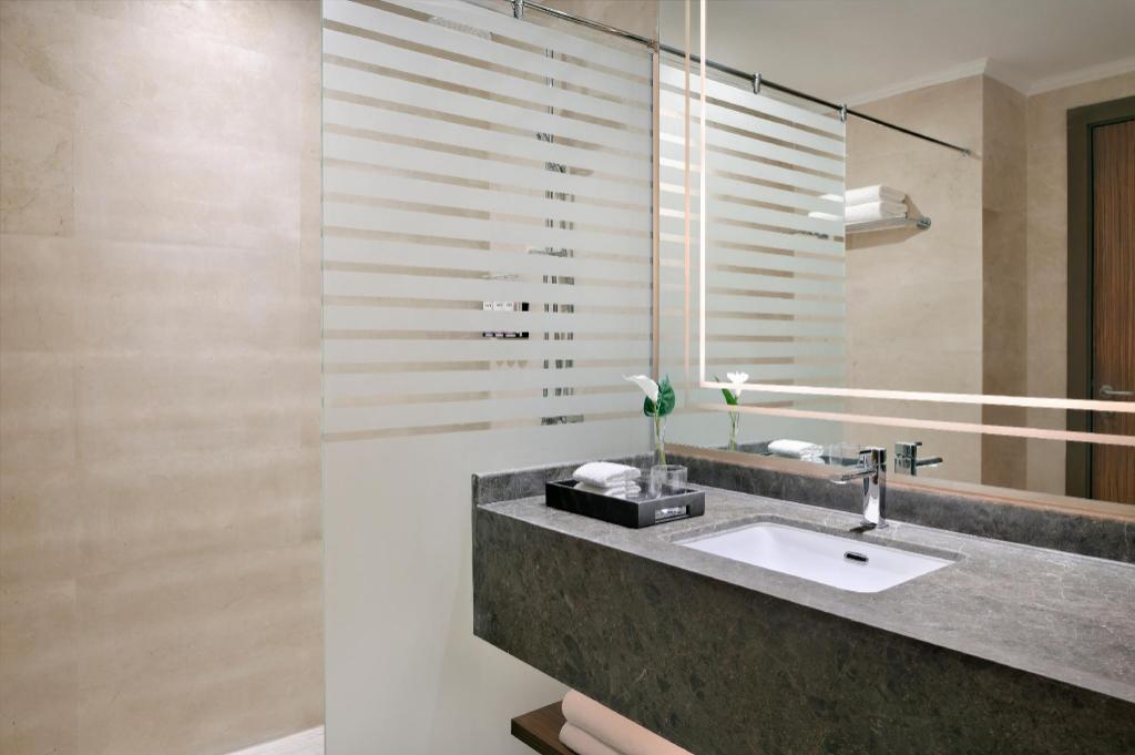 movenpick hotel waad al shamal