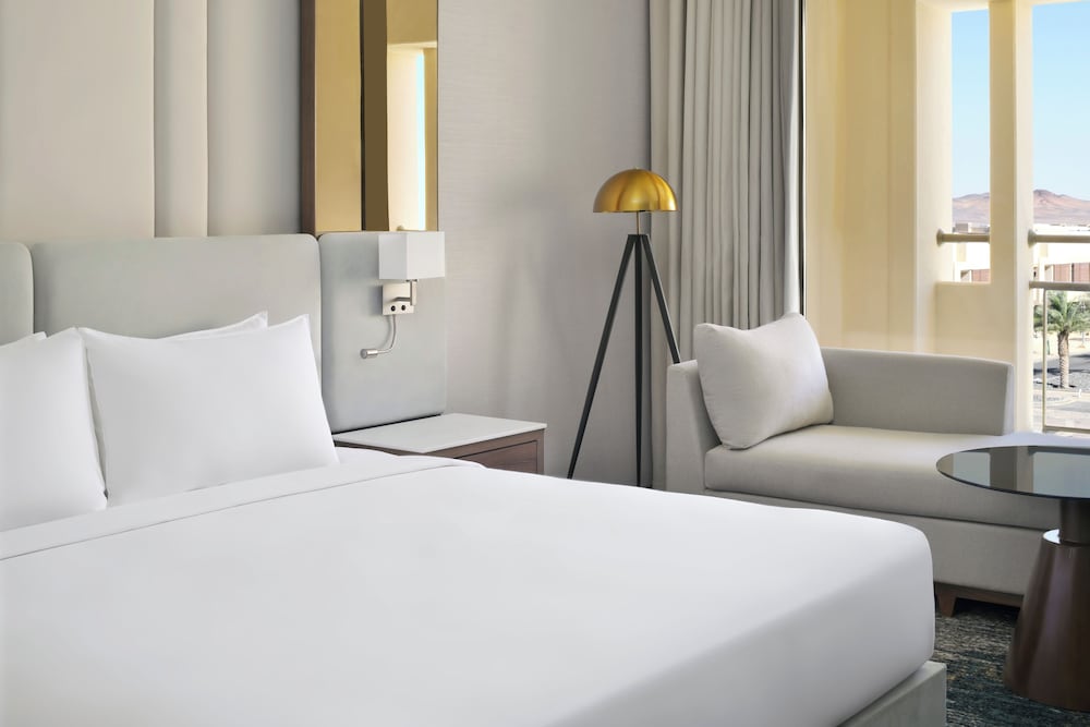 movenpick hotel waad al shamal