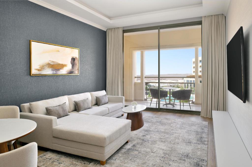 movenpick hotel waad al shamal