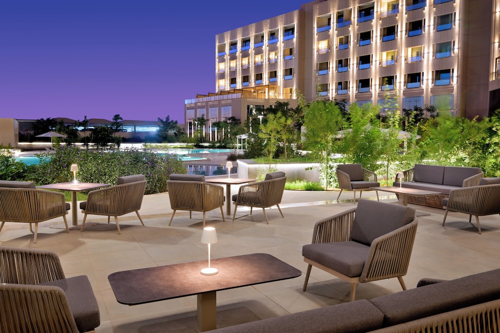 movenpick hotel waad al shamal