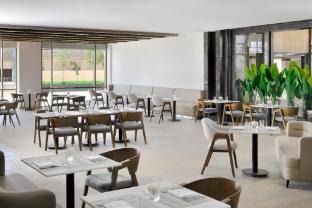 movenpick hotel waad al shamal