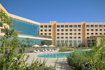 movenpick hotel waad al shamal
