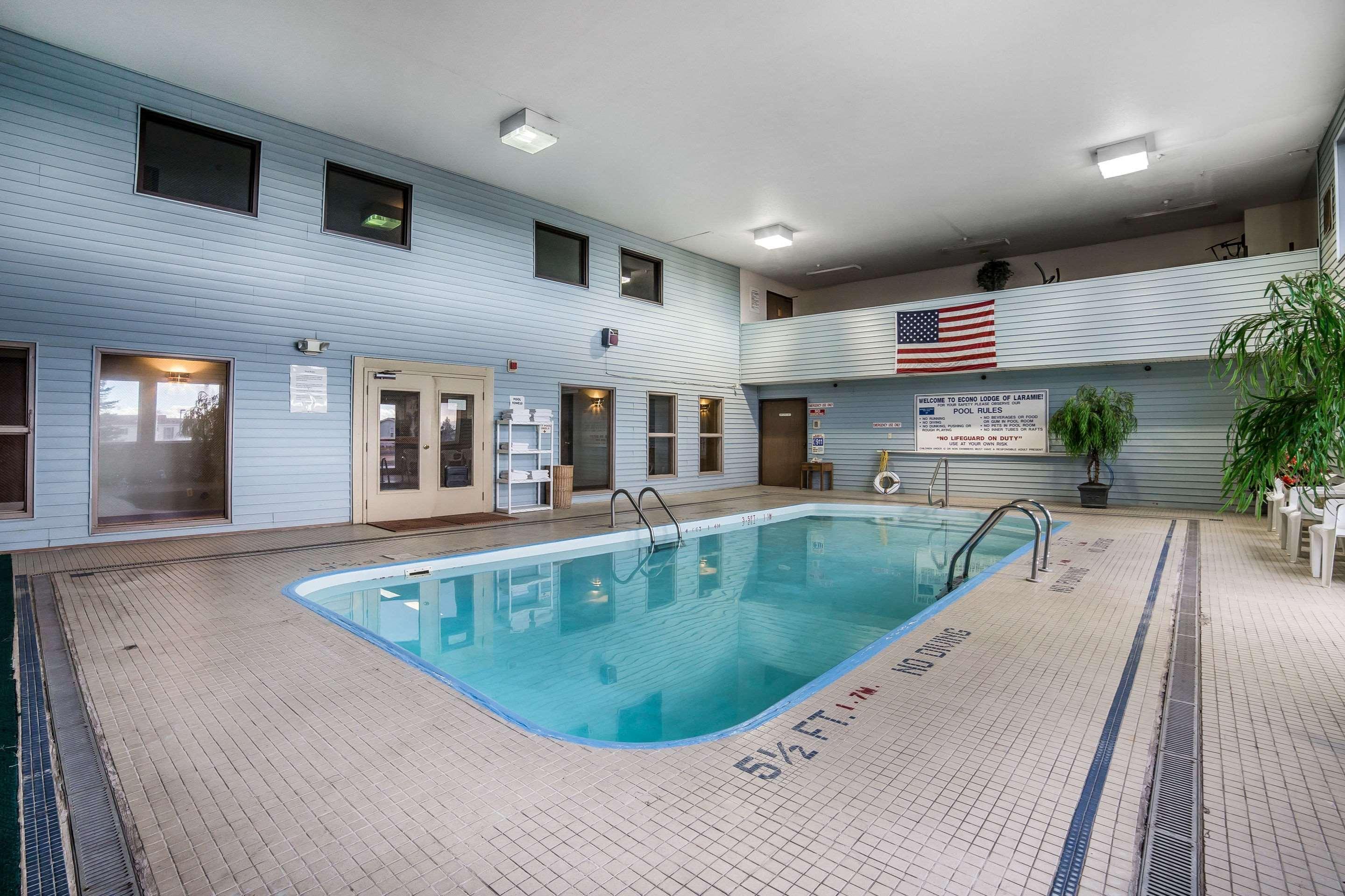Hotel Fuzion Inn & Suites,Laramie>>Albany,2 star