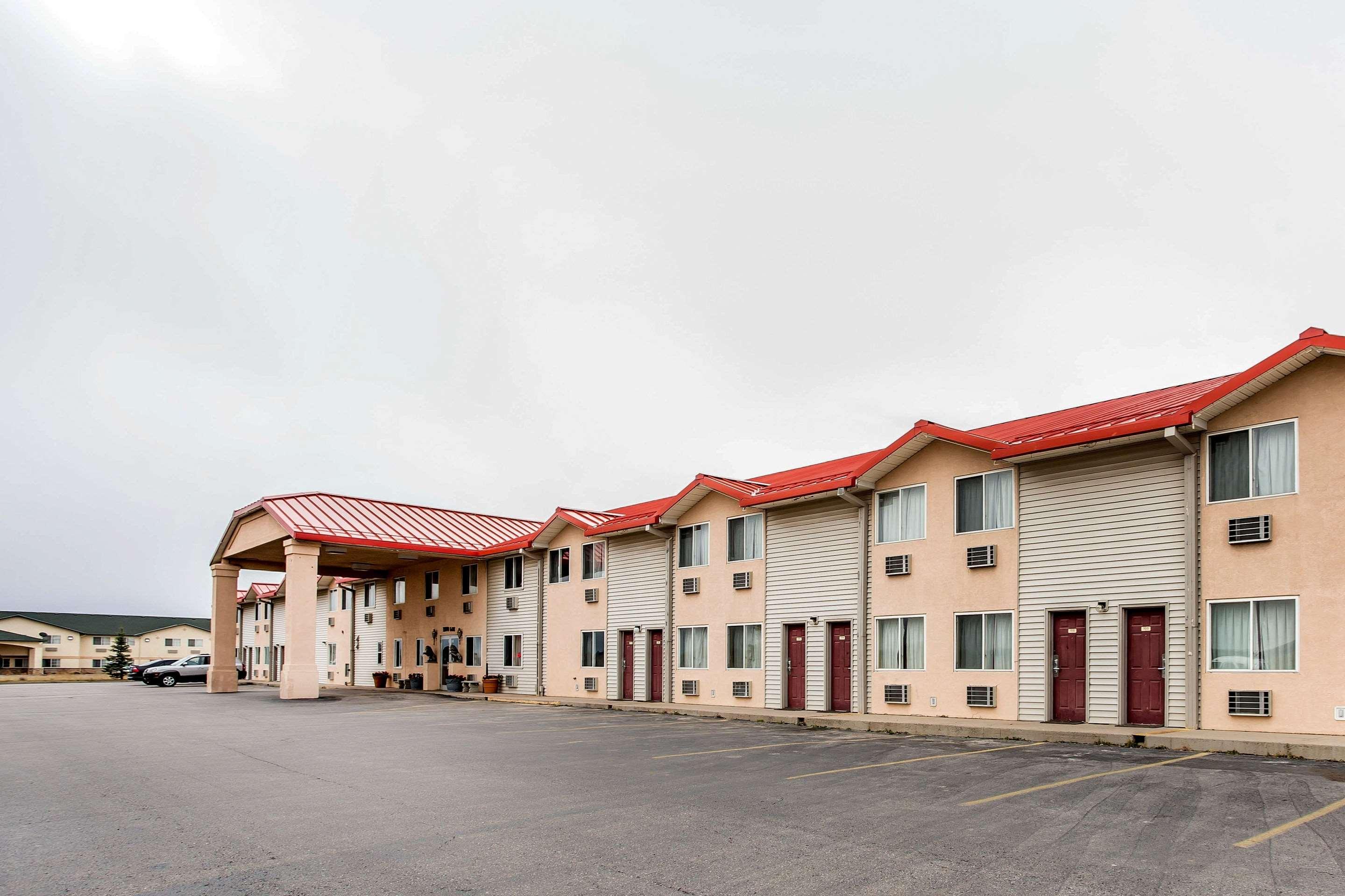Hotel Fuzion Inn & Suites,Laramie>>Albany,2 star