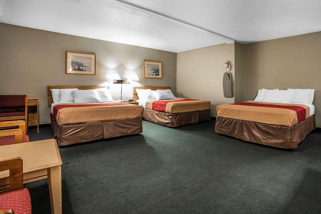 hotel fuzion inn and suites