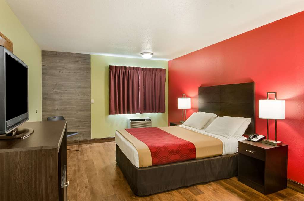 hotel fuzion inn and suites