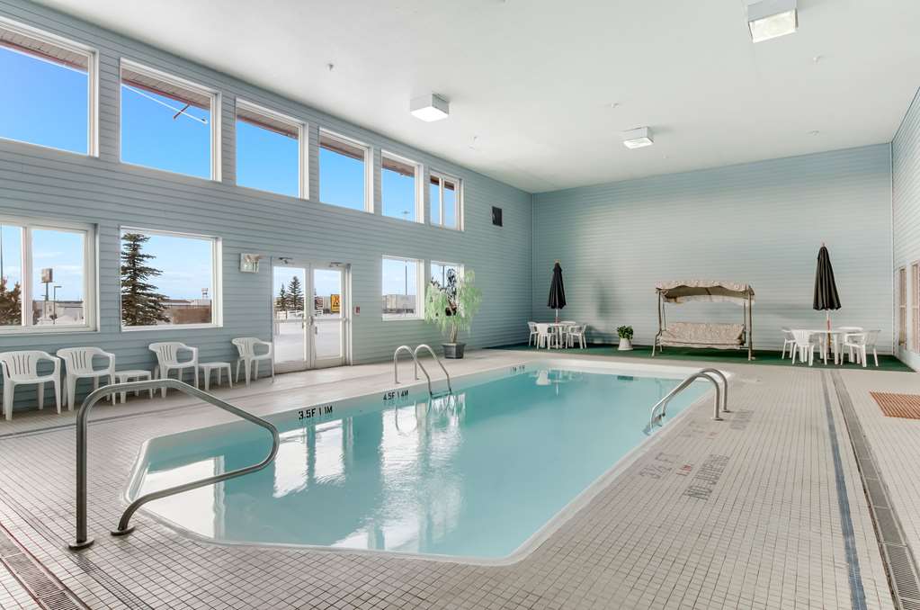 hotel fuzion inn and suites