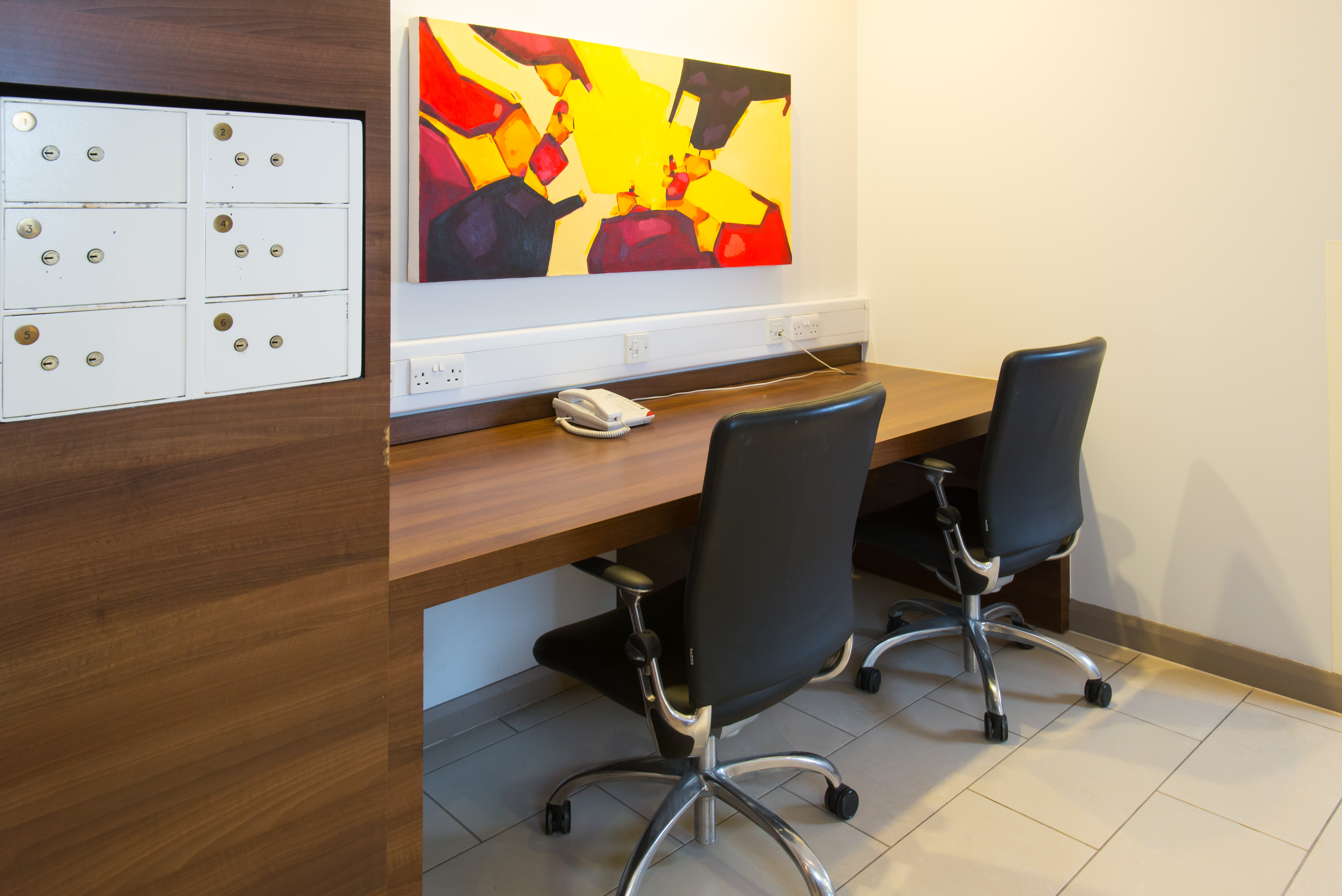 holiday inn express leeds city centre by ihg