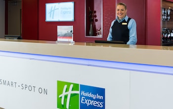holiday inn express leeds city centre by ihg