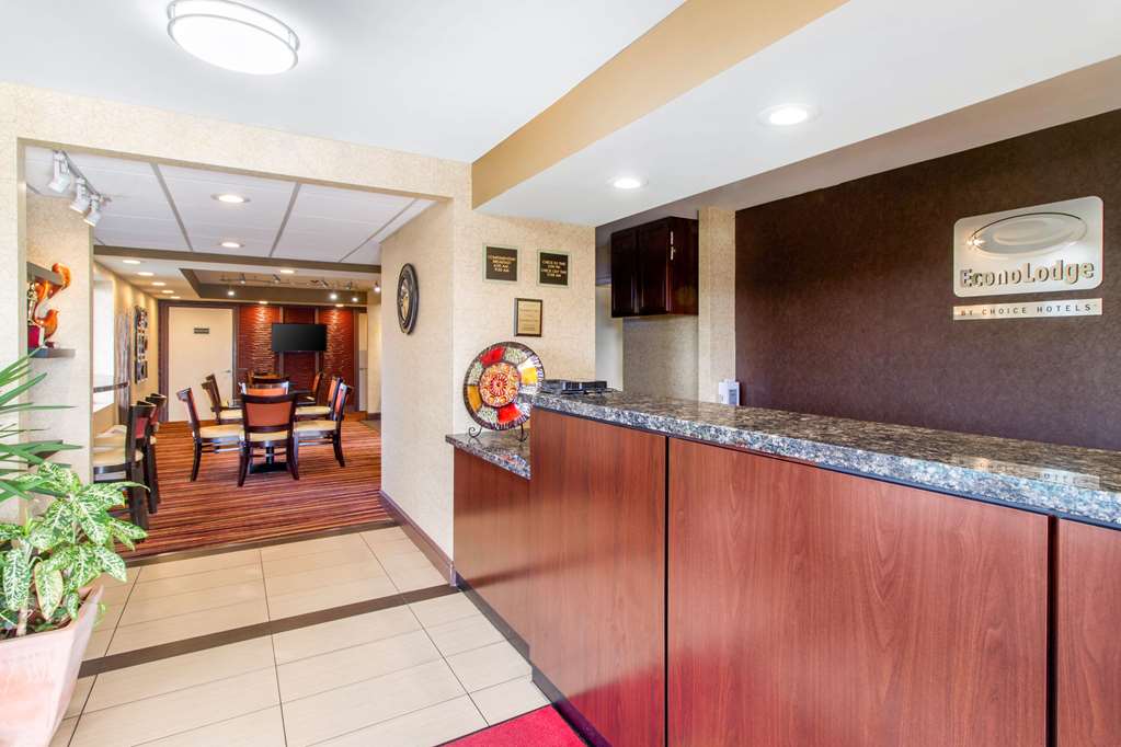econo lodge