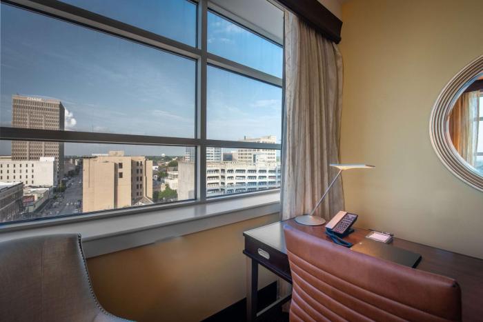 hilton baton rouge capitol center