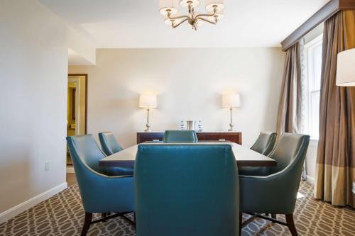 hilton baton rouge capitol center