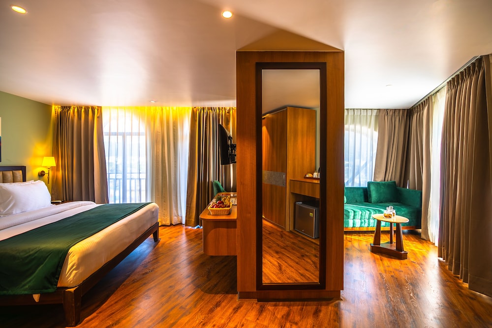 clarks inn express rishikesh