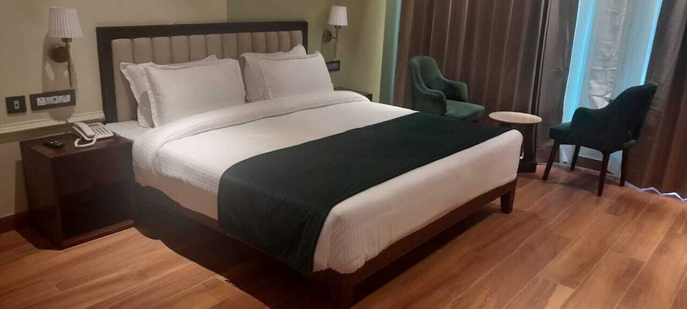 clarks inn express rishikesh
