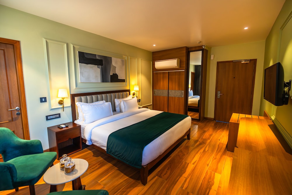 clarks inn express rishikesh